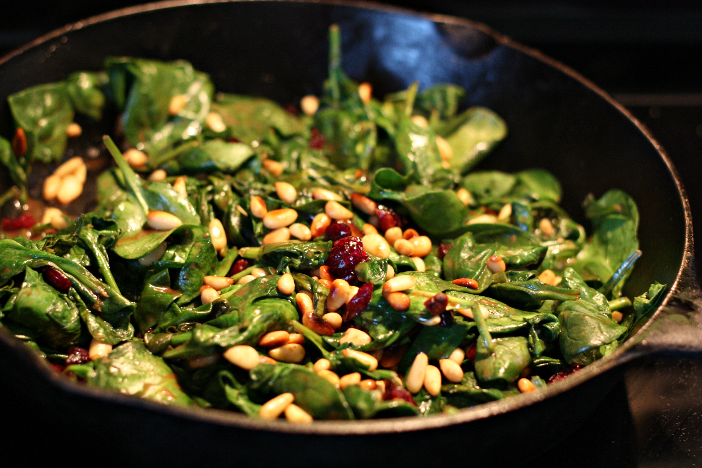 hot-spinach-salad-in-a-skillet